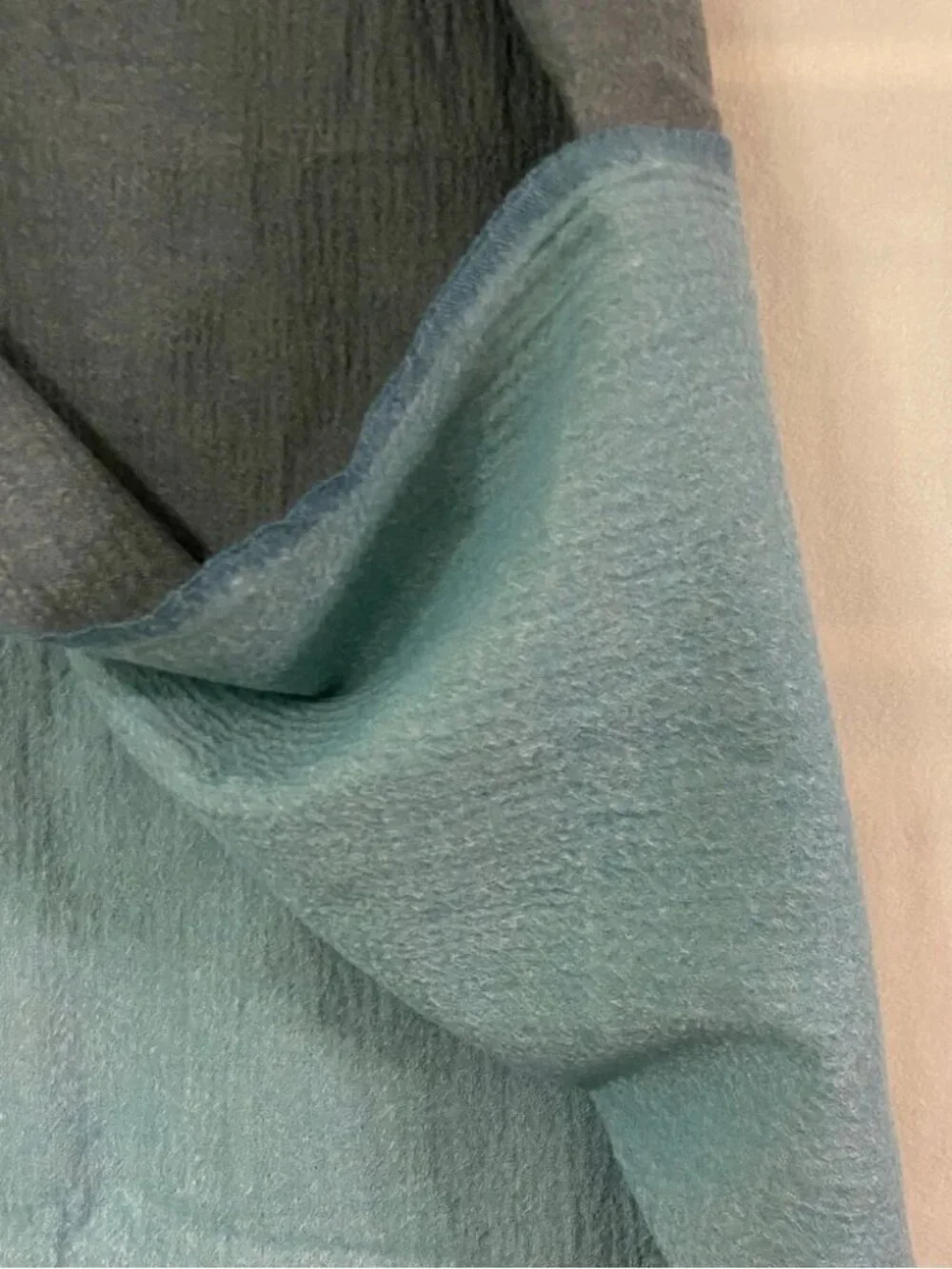 Iosis Paris Yves Delorme blue 100% woven wool 49